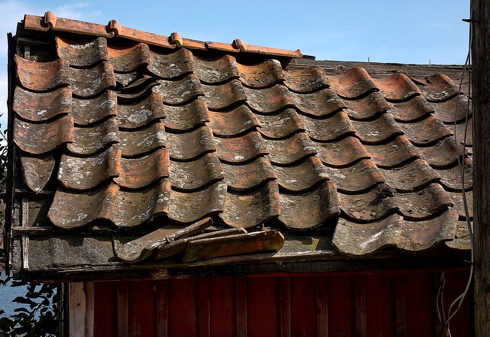 Couverture ancienne avant reprise à Mordelles